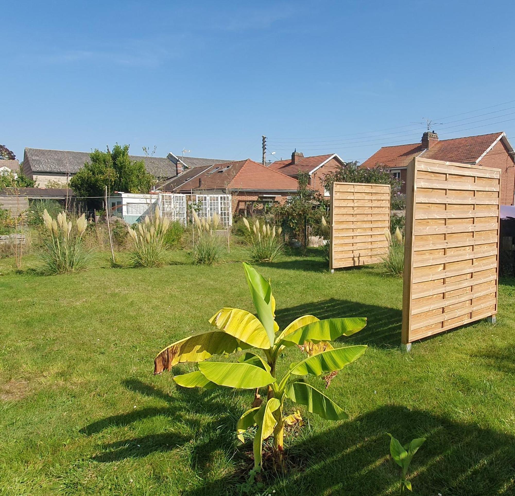 Maison Confortable, Terrasse Et Jardin A Amiens Kültér fotó